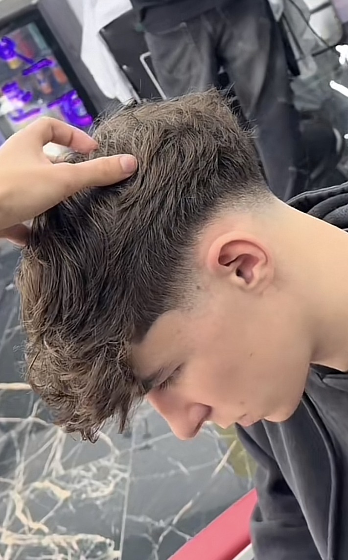 Profil de Emran, 19 ans, Speed Dating Suisse à St-Pierre-de-Clages