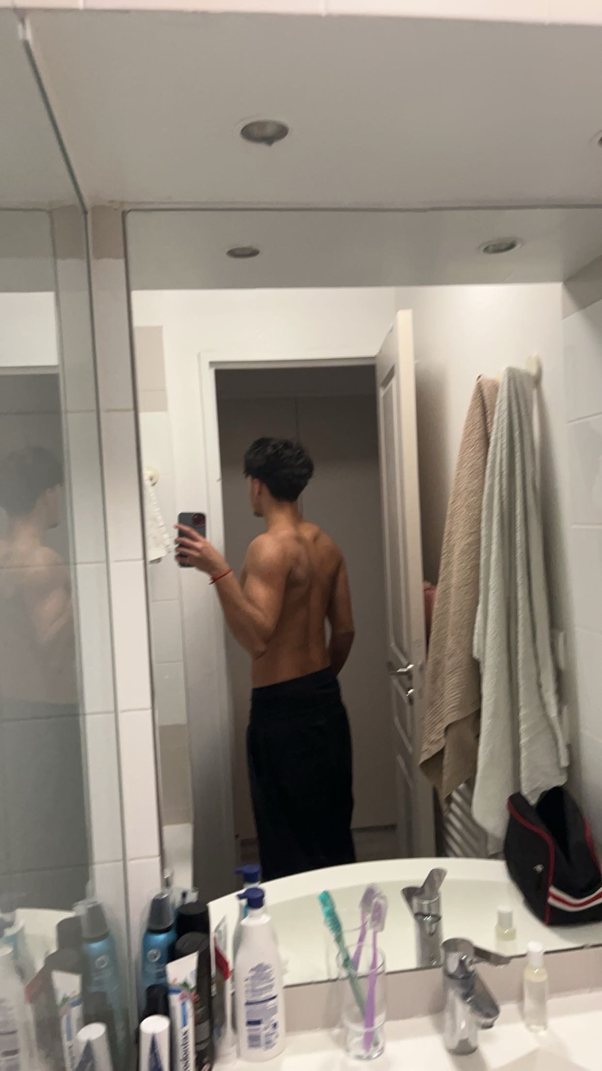 Profil de Kahys, 19 ans, Speed Dating Suisse à Concise