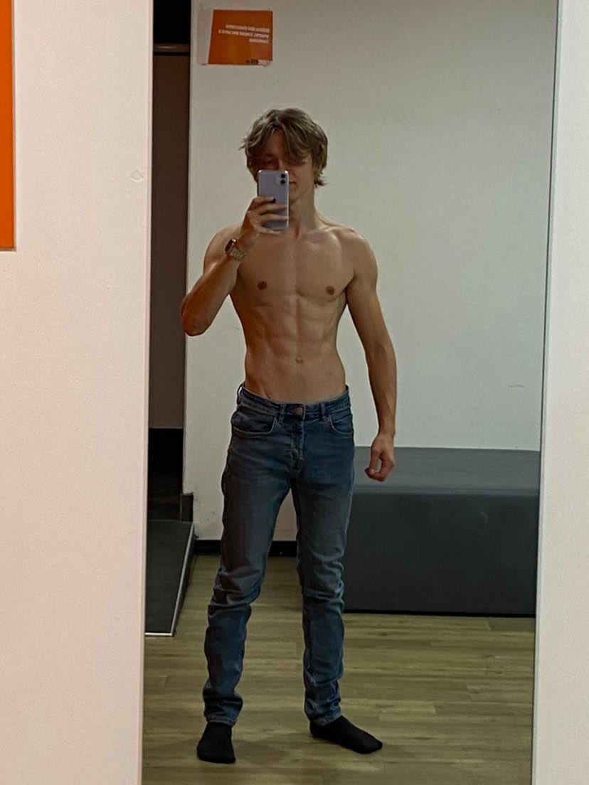 Profil de Saint, 22 ans, Speed Dating Suisse à Sergey