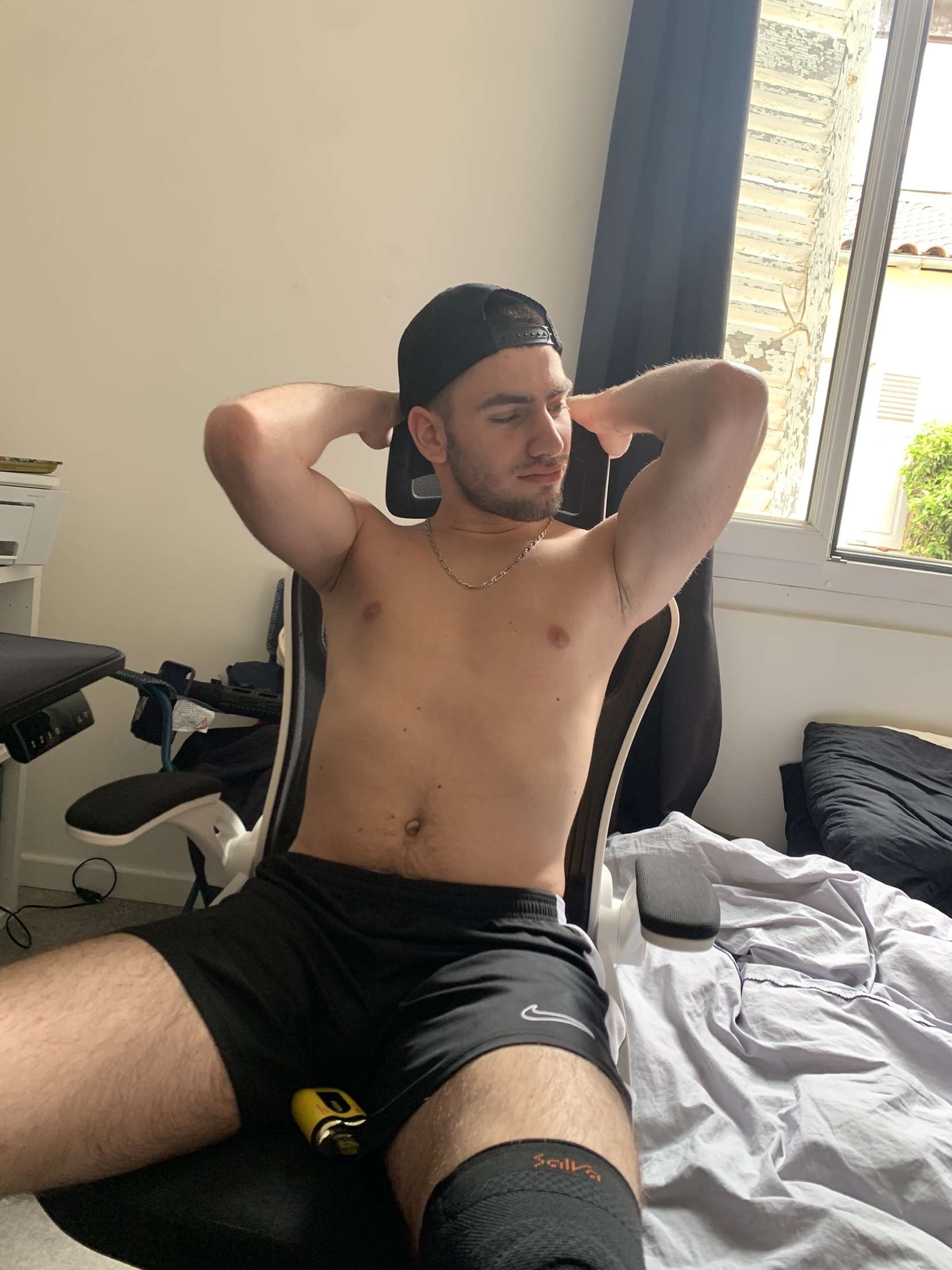 Profil de Iskander, 21 ans, Speed Dating Suisse à Sur