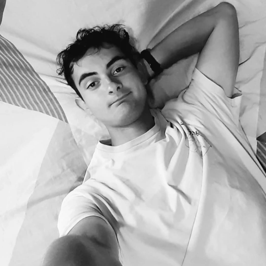 Profil de Larry, 19 ans, Speed Dating Suisse à Boll