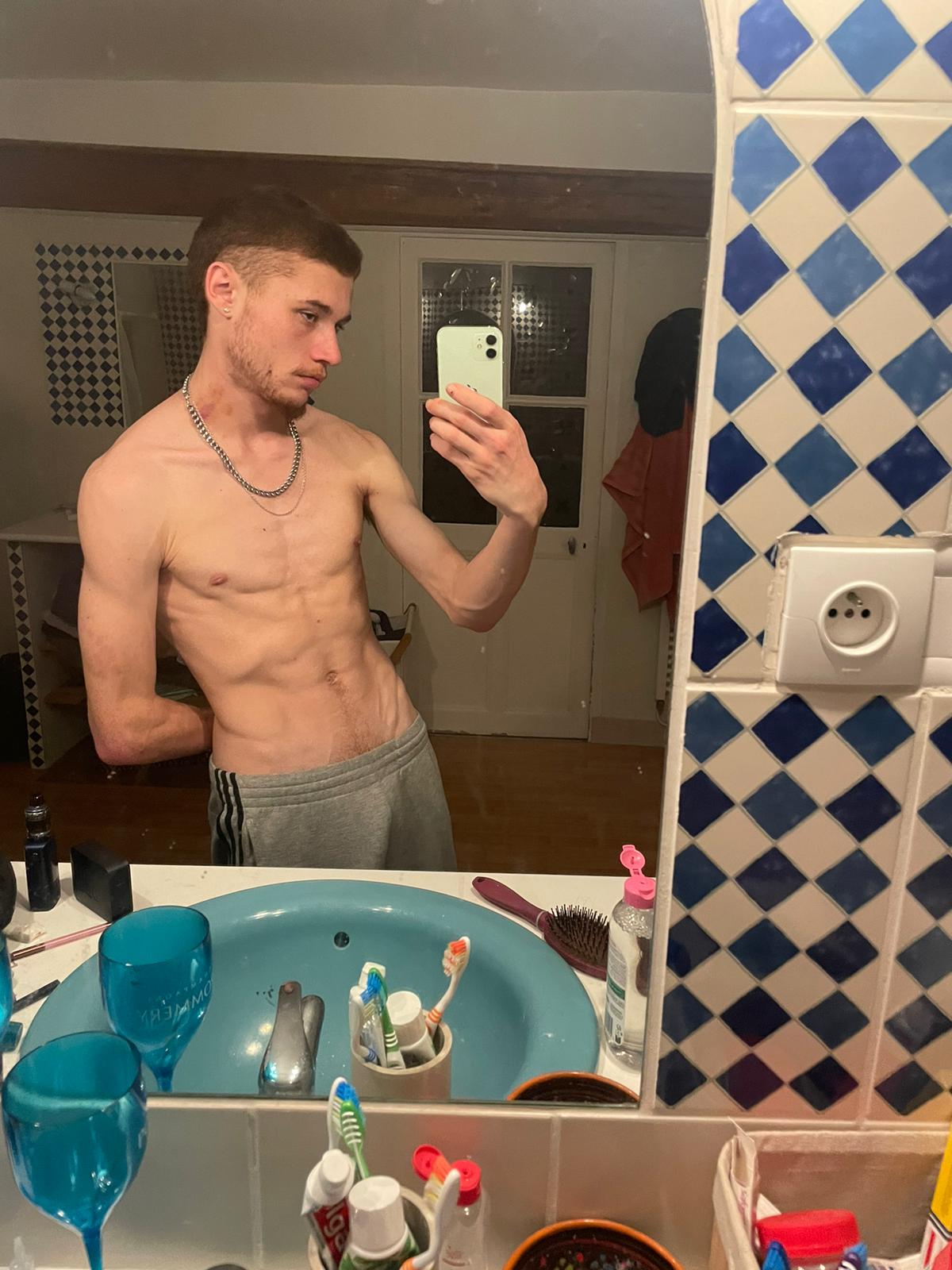 Profil de Tyno, 20 ans, Speed Dating Suisse à Unterendingen