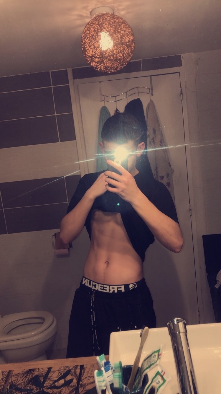 Profil de Loen, 20 ans, Speed Dating Suisse à Camischolas