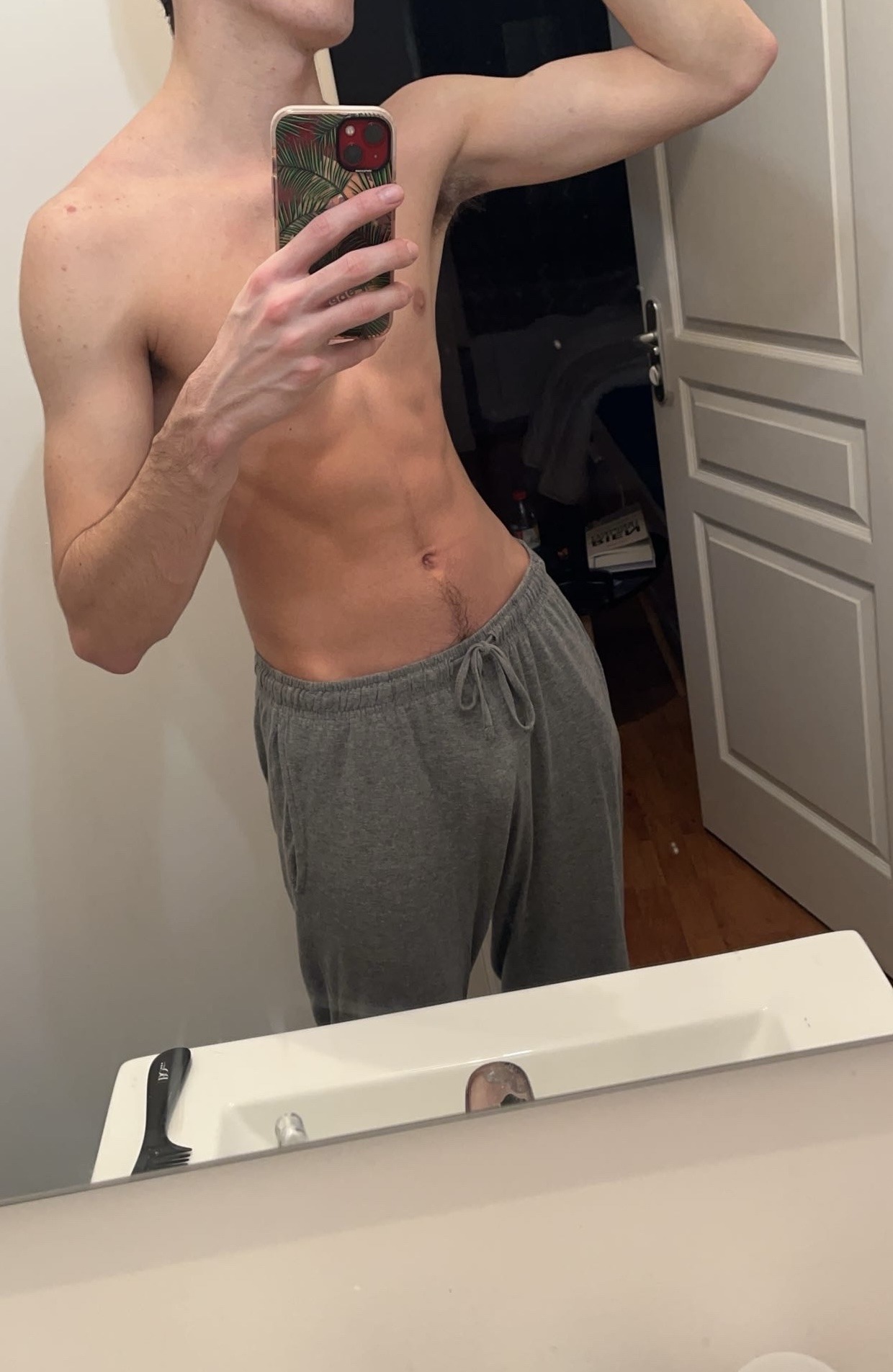Profil de Yoni, 24 ans, Speed Dating Suisse à Summaprada