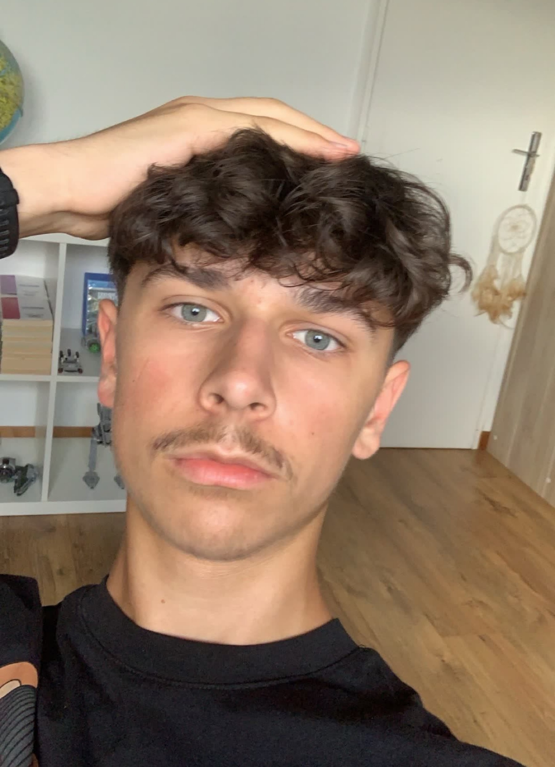 Profil de Leopaul, 19 ans, Speed Dating Suisse à Travers