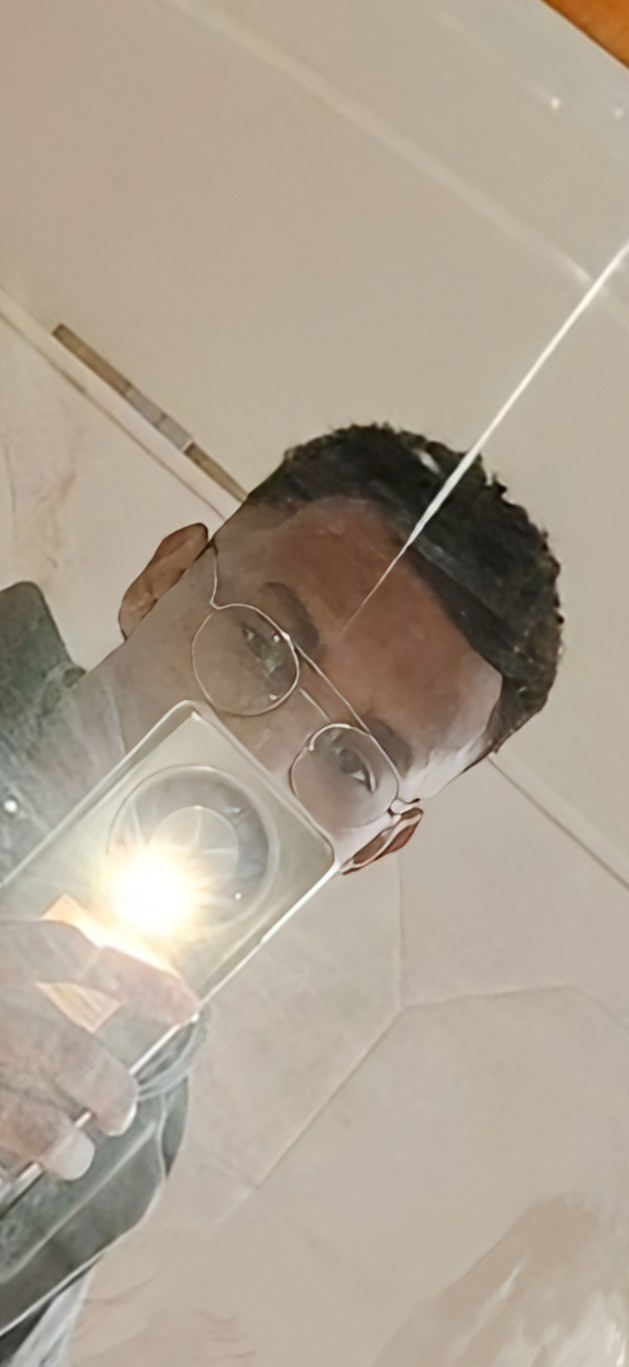 Profil de Caleb, 24 ans, Speed Dating Suisse à Vnà