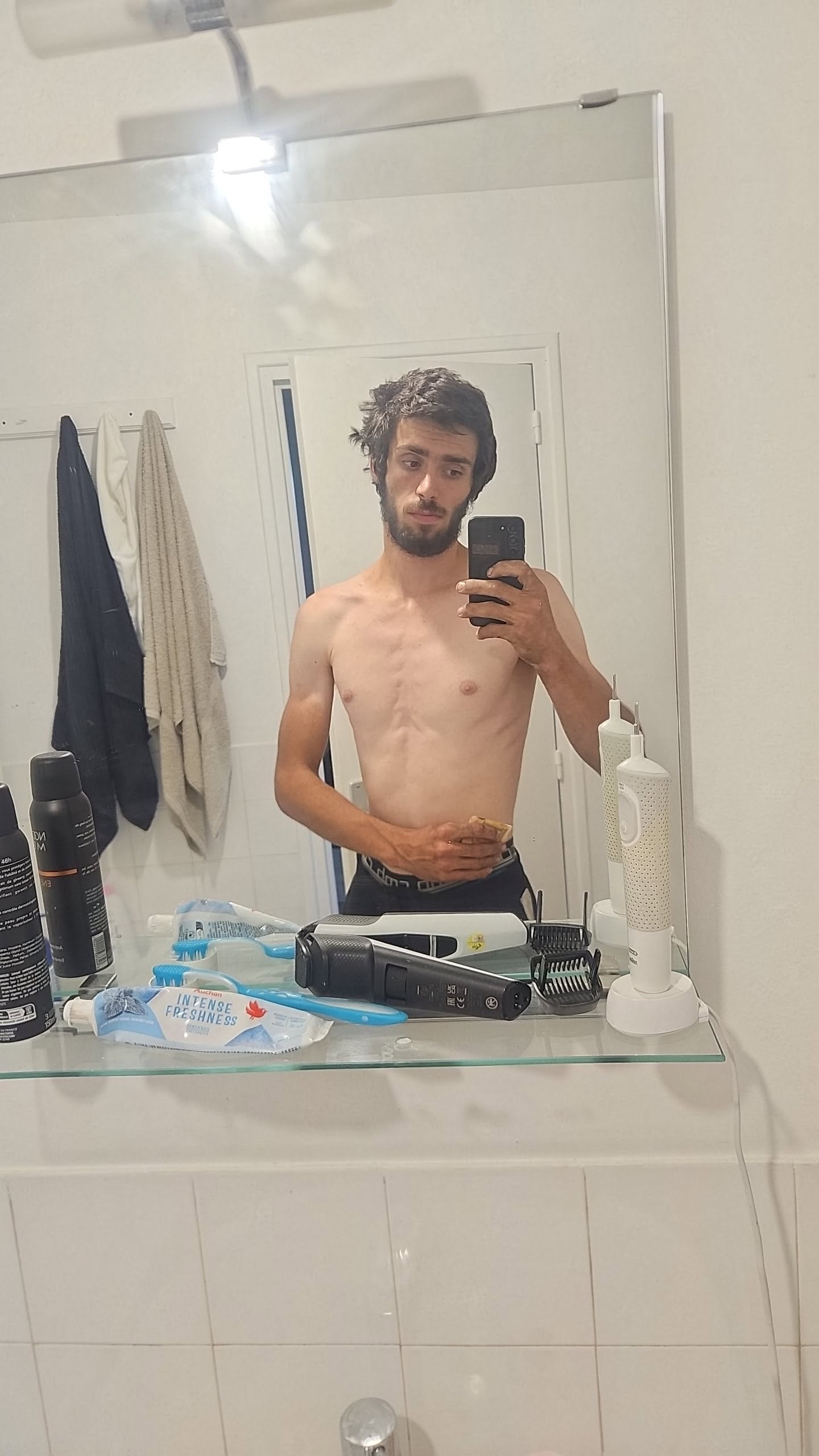 Profil de Milann, 20 ans, Speed Dating Suisse à Küblis