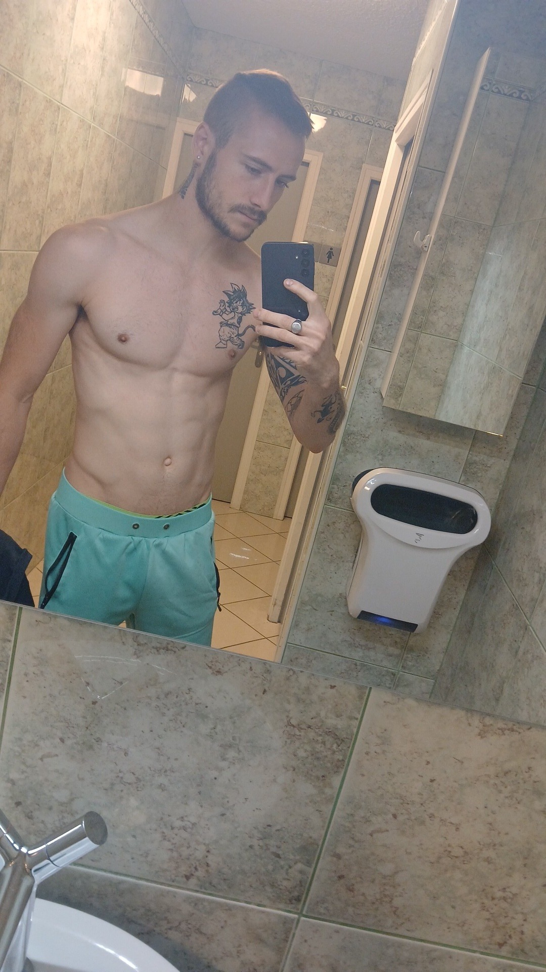 Profil de Joad, 26 ans, Speed Dating Suisse à Herlisberg